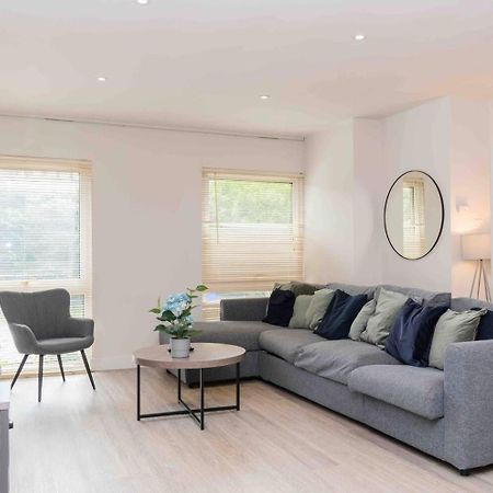3 Bedroom Bungalow Close To Peak District With Garden Sheffield Eksteriør bilde