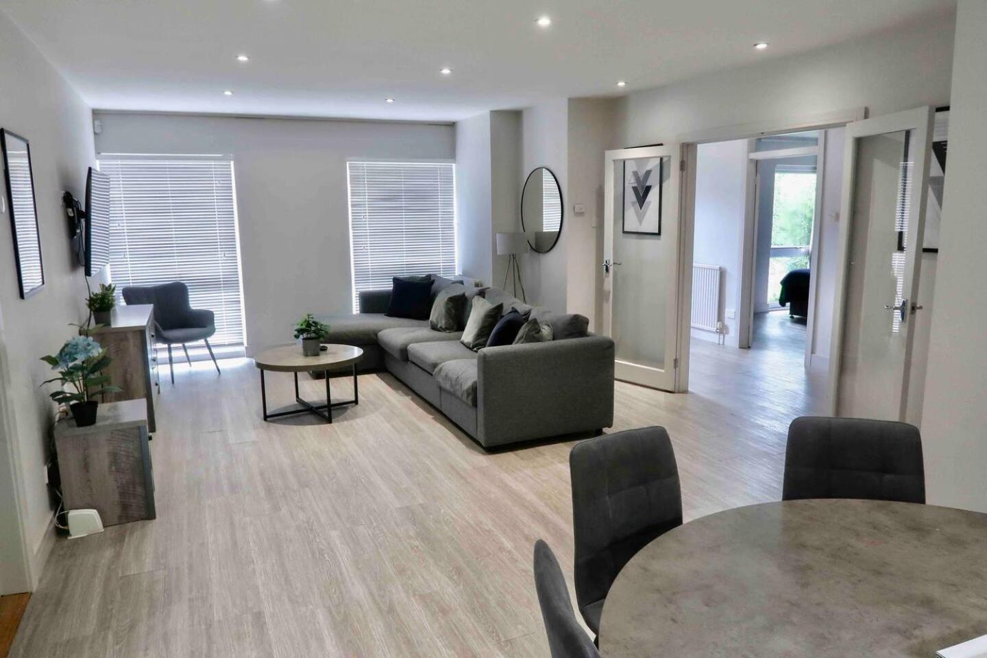 3 Bedroom Bungalow Close To Peak District With Garden Sheffield Eksteriør bilde
