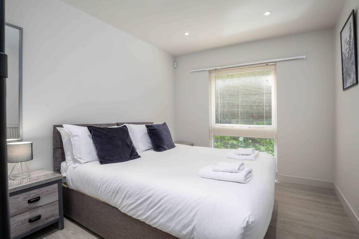 3 Bedroom Bungalow Close To Peak District With Garden Sheffield Eksteriør bilde
