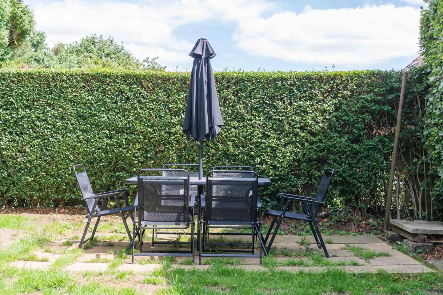 3 Bedroom Bungalow Close To Peak District With Garden Sheffield Eksteriør bilde