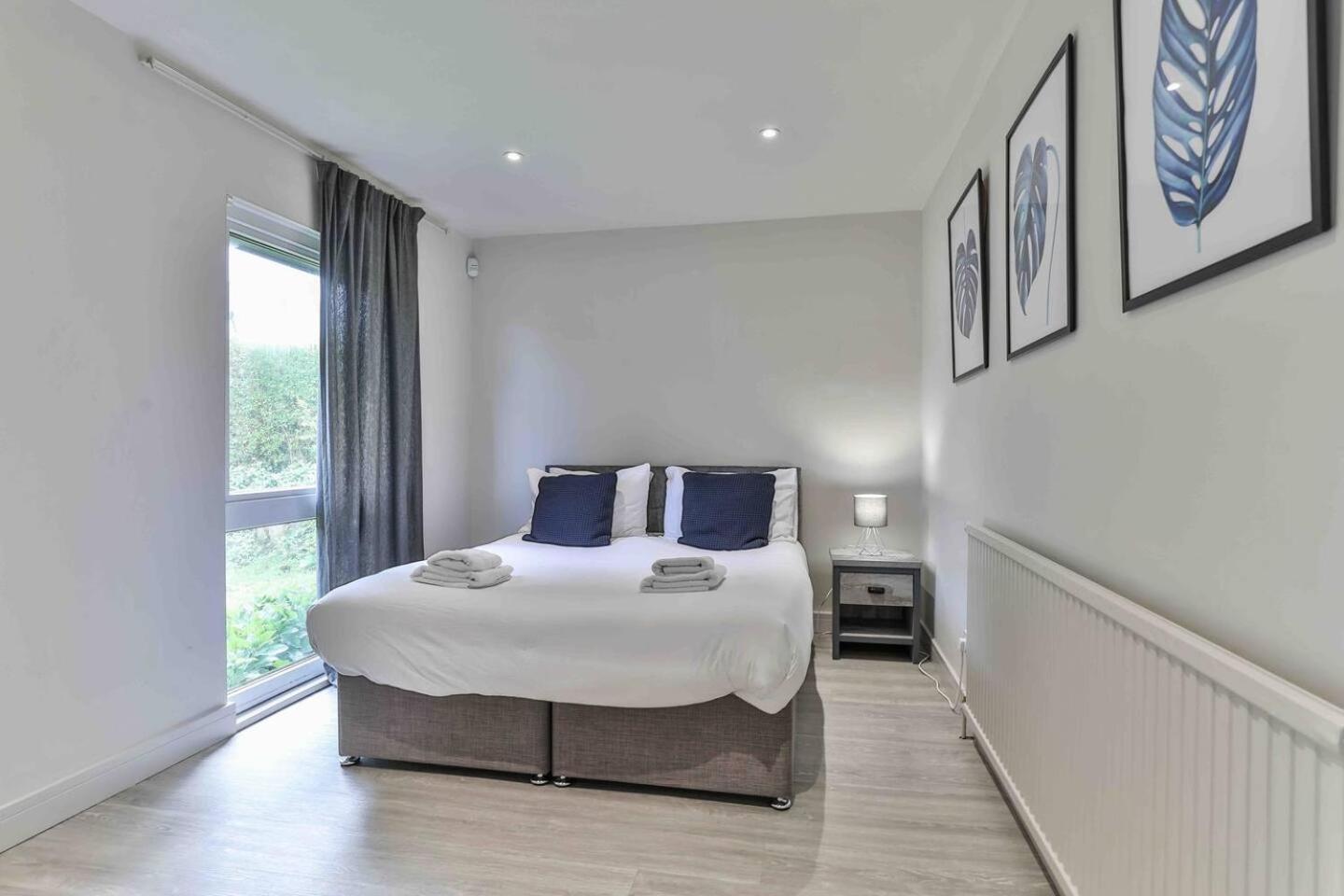 3 Bedroom Bungalow Close To Peak District With Garden Sheffield Eksteriør bilde
