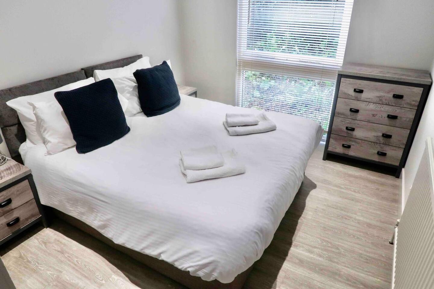 3 Bedroom Bungalow Close To Peak District With Garden Sheffield Eksteriør bilde