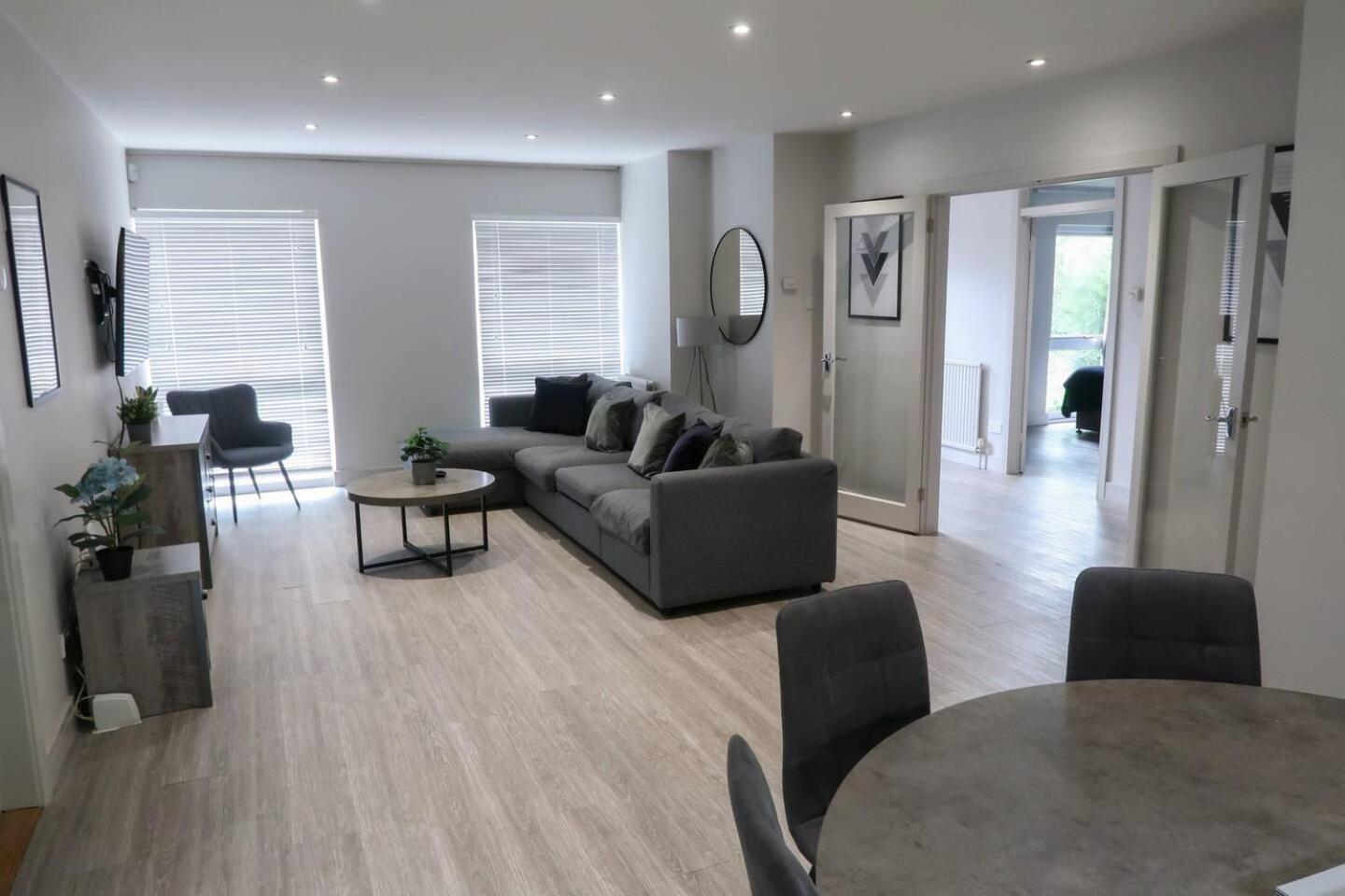 3 Bedroom Bungalow Close To Peak District With Garden Sheffield Eksteriør bilde