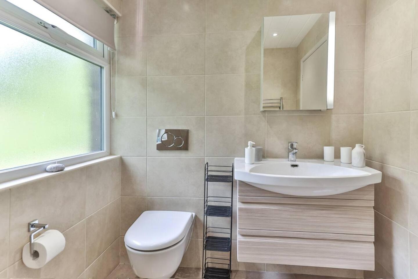 3 Bedroom Bungalow Close To Peak District With Garden Sheffield Eksteriør bilde